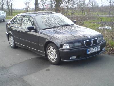 BMW 316i Compact: 12 фото