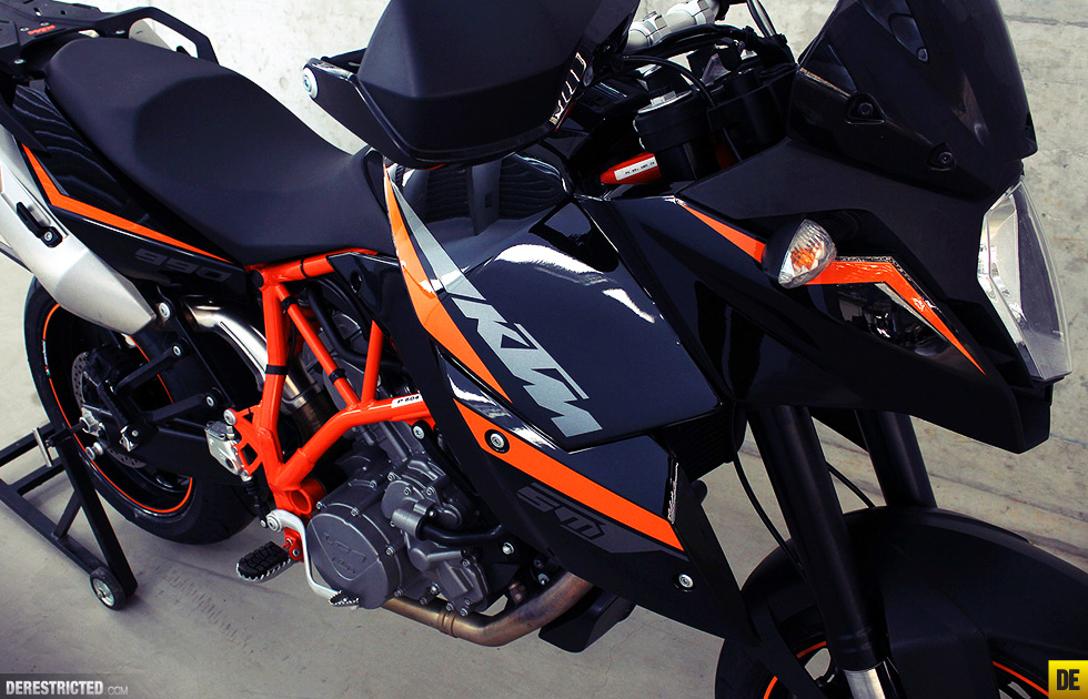 KTM 990 SMT: 6 фото