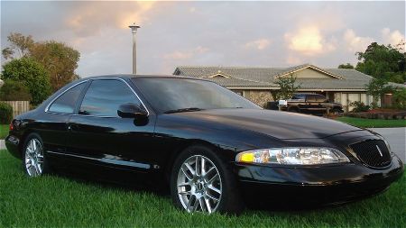 Lincoln Mark VIII: 12 фото