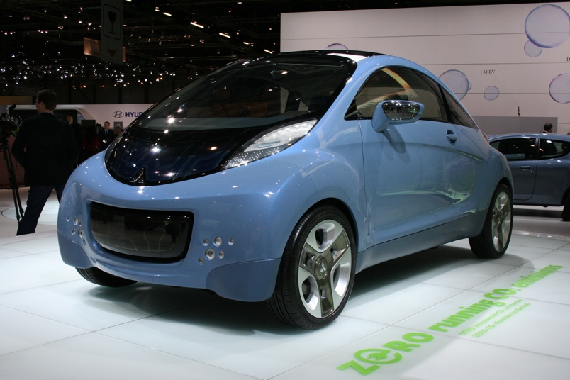 Mitsubishi i MIEV: 12 фото