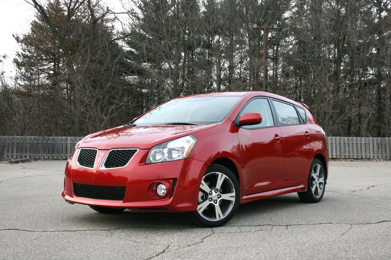 Pontiac Vibe: 9 фото