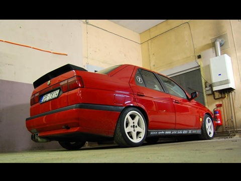 Alfa Romeo 155: 10 фото