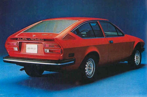 Alfa Romeo Alfetta GT: 9 фото