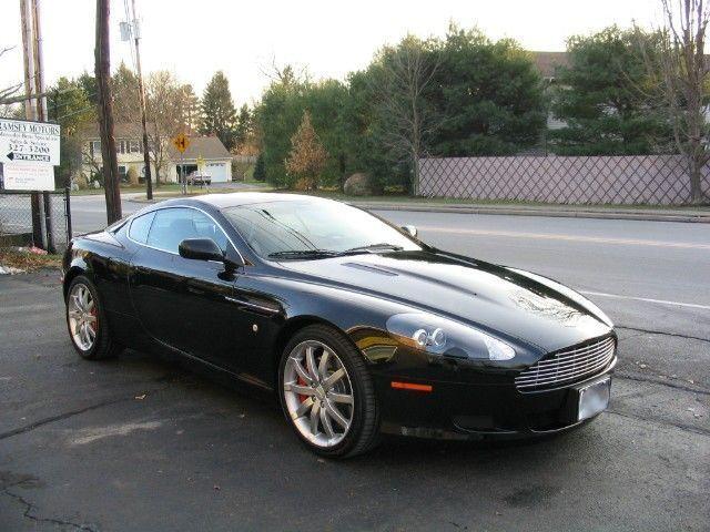 Aston Martin DB9: 1 фото