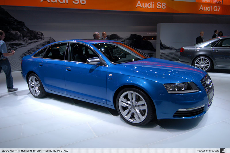 Audi S6 C6: 9 фото