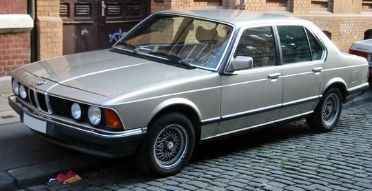 BMW 7-series E23: 3 фото