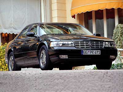 Cadillac Seville: 9 фото