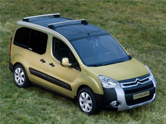 Citroen Berlingo: 12 фото