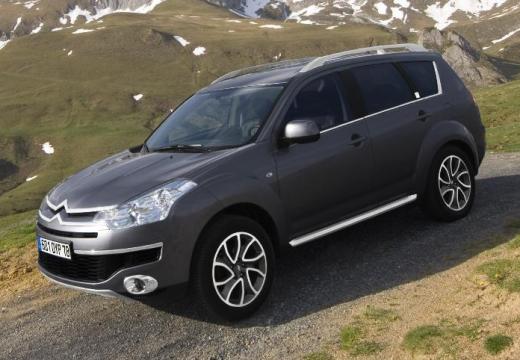 Citroen C-Crosser: 10 фото