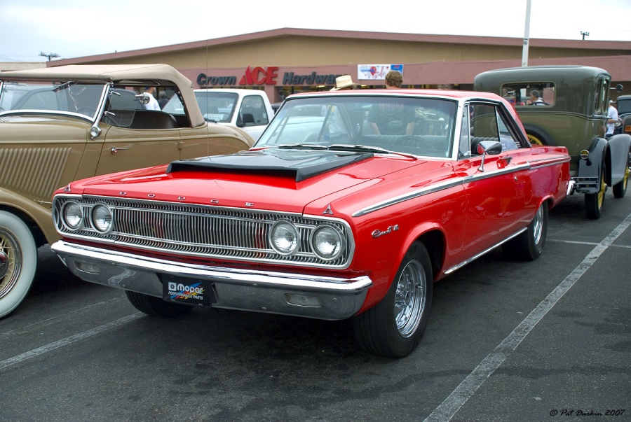 Dodge Coronet: 1 фото