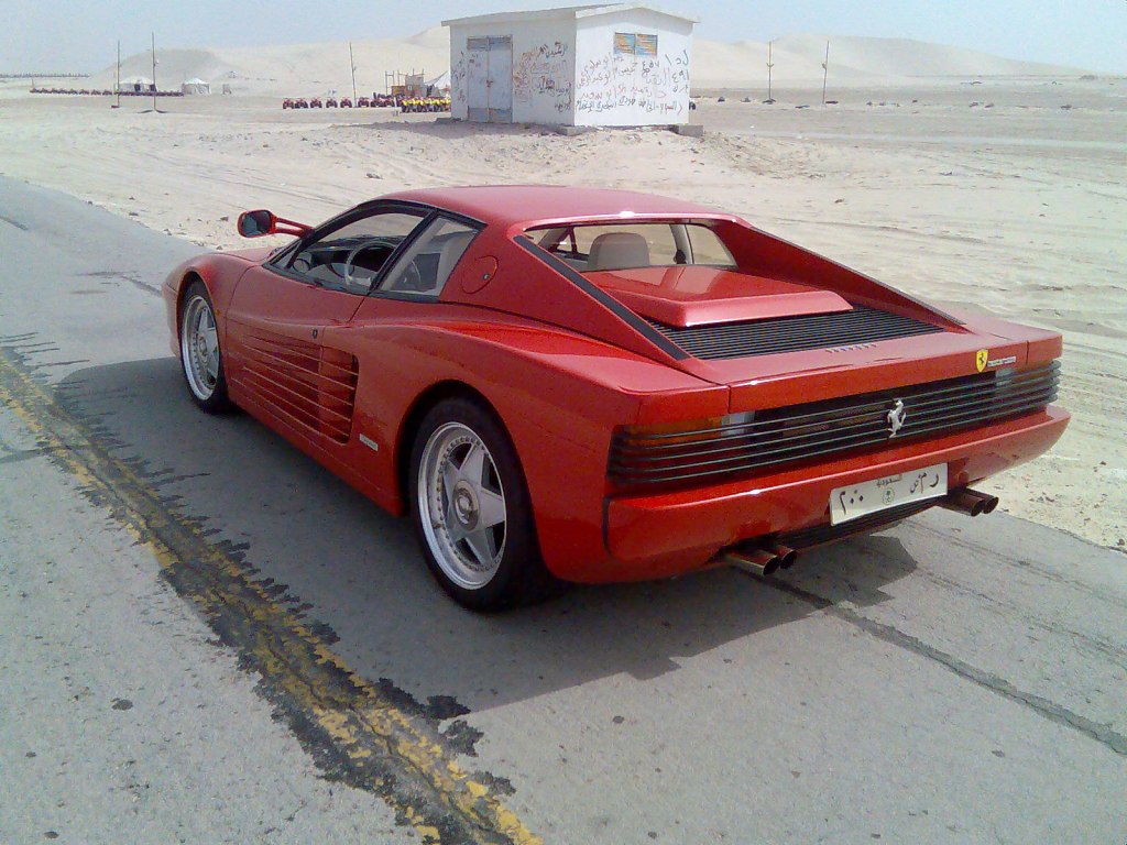 Ferrari Testarossa: 2 фото