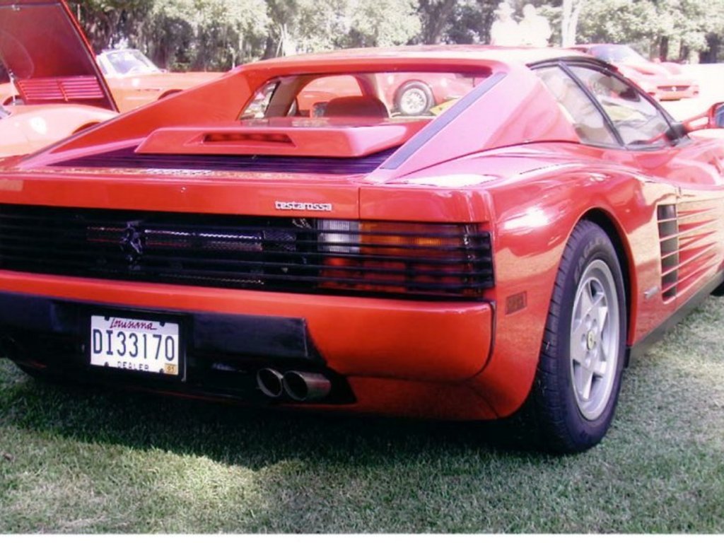 Ferrari Testarossa: 9 фото