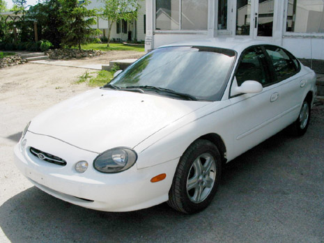 Ford Taurus III: 3 фото