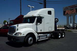 Freightliner Columbia: 12 фото