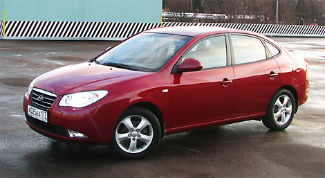 Hyundai Elantra I: 10 фото