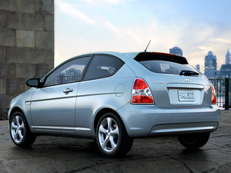 Hyundai Verna: 8 фото