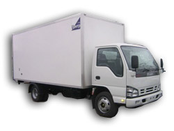 Isuzu NQR: 3 фото