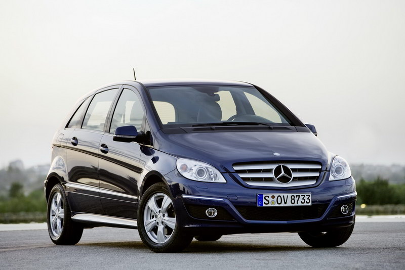 Mercedes-Benz B: 8 фото