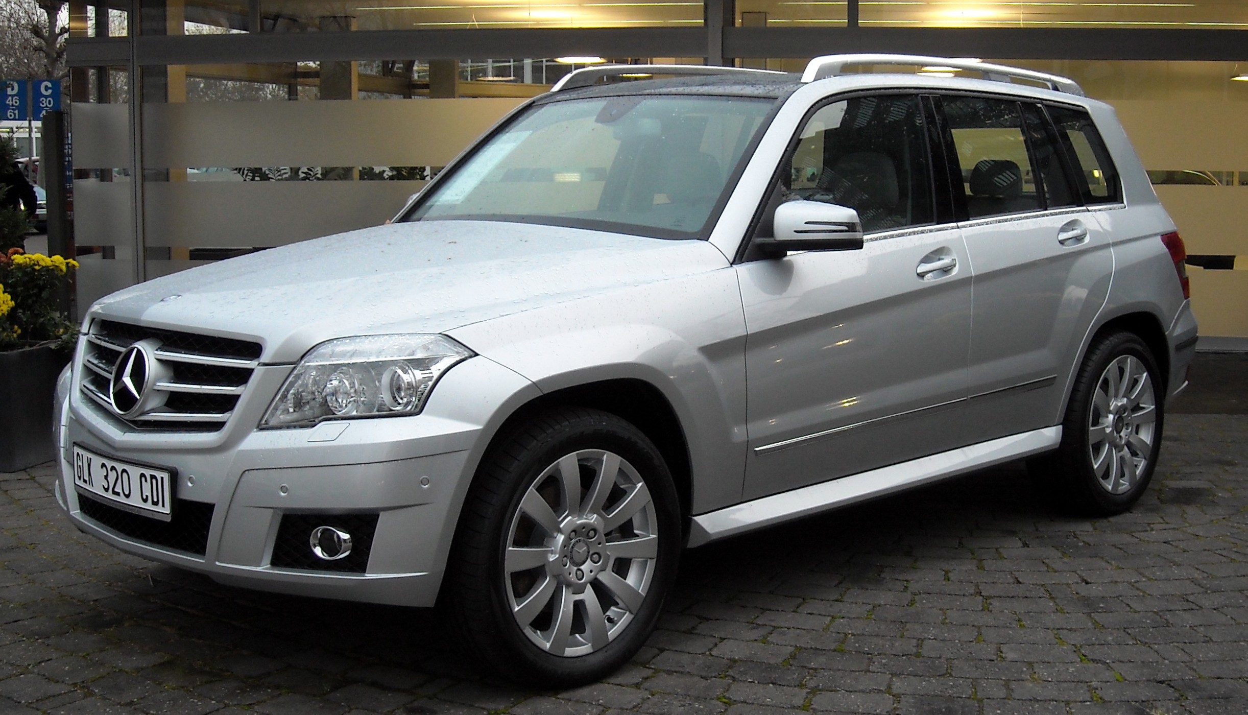 Mercedes-Benz GLK: 8 фото