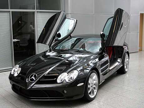 Mercedes SLR McLaren: 3 фото