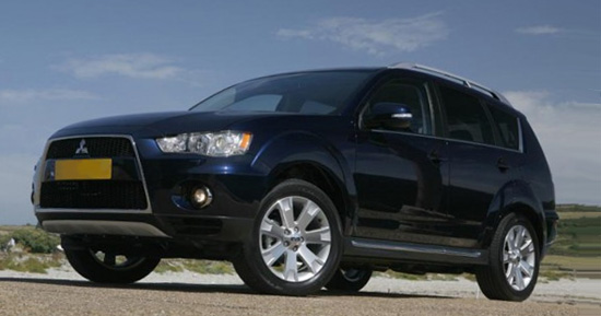 Mitsubishi Outlander: 7 фото