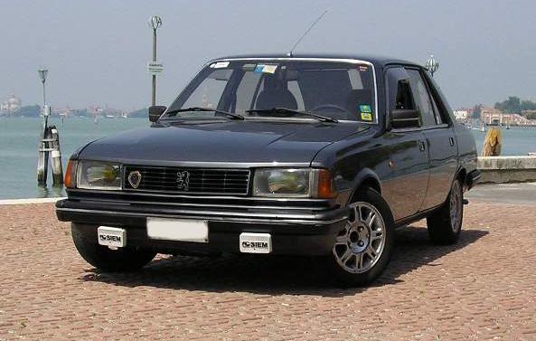 Peugeot 305: 5 фото