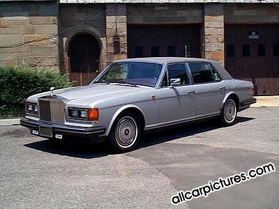 Rolls Royce Silver Spur: 10 фото