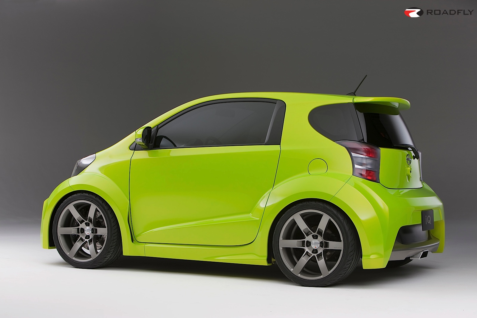 Scion iQ: 10 фото