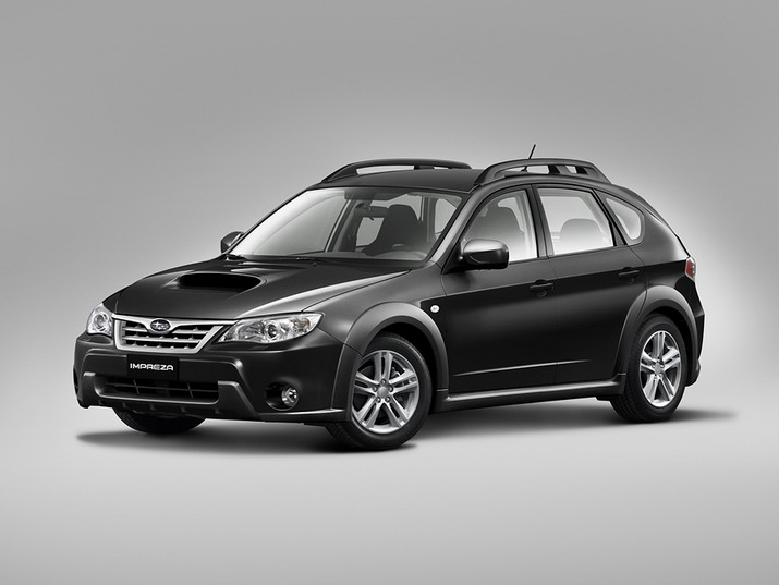 Subaru Impreza XV: 10 фото