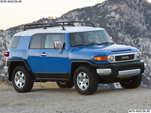 Toyota FJ Cruiser: 6 фото